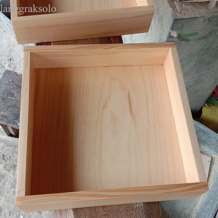 

terlaris Baki Kayu / Tray Kayu / Nampan Kayu 20 x 20 x 5 cm