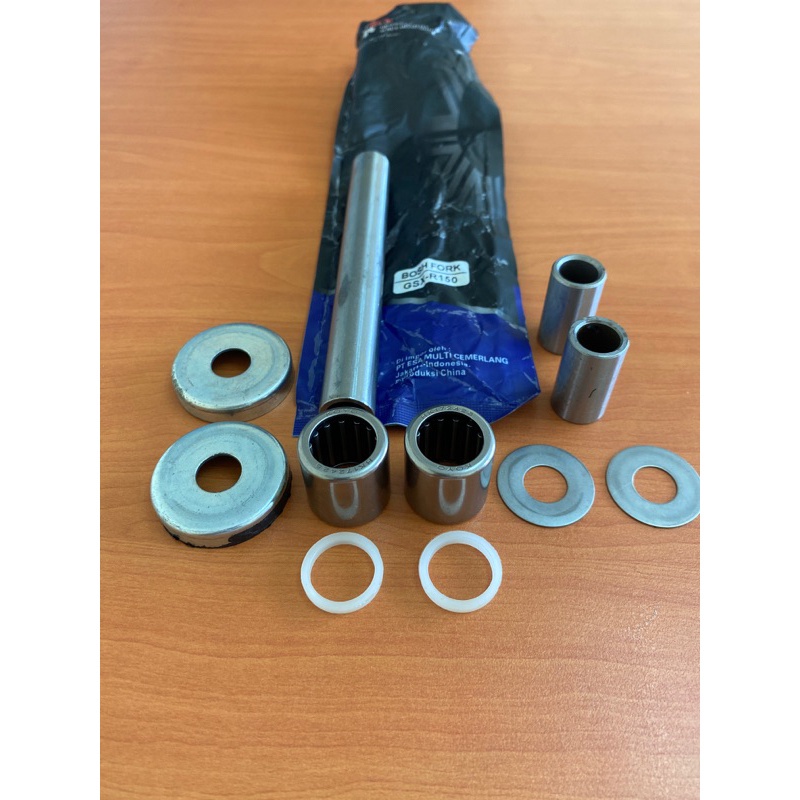 YSP92 SPAREPART -  Bosh Fork GSX-R150 Koyo Japan  Bosh Forok GSX - R150  Bosh Swing ARM Asli CRUN