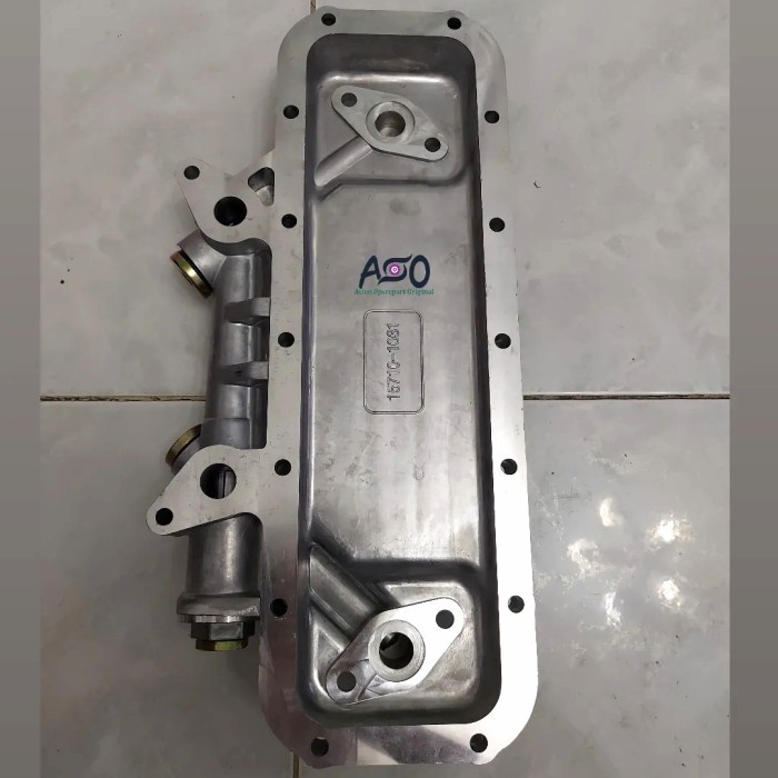 Oil Cooler Cover Hino EK100 EK 100 K13C berkualitas
