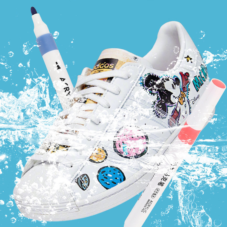 

D3W! BEST SPIDOL MAKER ISI 24 PCS (24 WARNA) / HIGH QUALITY WITH UNIQUE THEMED POUCH / ACRYLIC