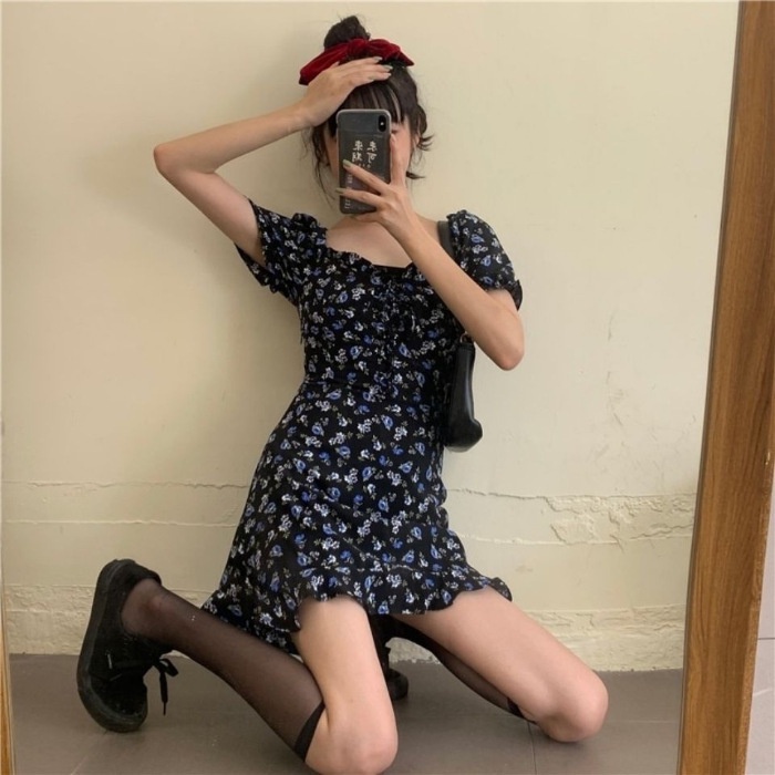 Mini Dress diatas Lutu Bunga Biru Tua Simple Retro Lengan Pendek Balon Size S M L XL XXL - Dress Cas