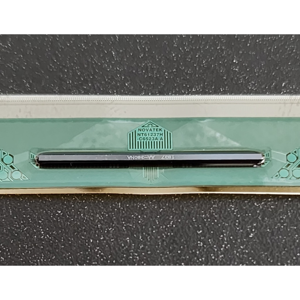 IC COF Novatek NT61237H-C6523A-A C6523A/A utk LED Panel