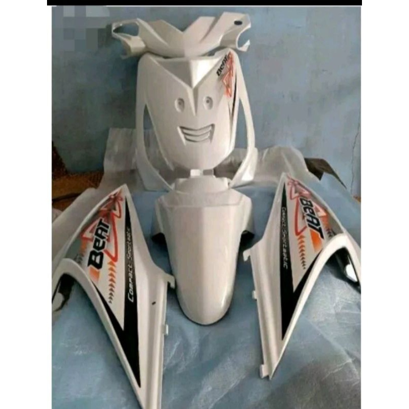 cover Body full halus full set halus Honda Beat karbu beserta striping ( body halus beat karbu new )