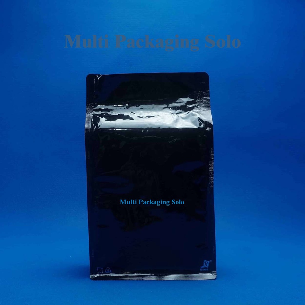 Flat Bottom Padat Super Hitam 1000 Wz @ Pcs / Flat Bottom / Plastik Kemasan / Kemasan Kopi / Kemasan