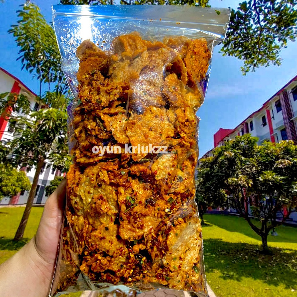 

TEMPE PEDAS DAUN JERUK 250 GRAM