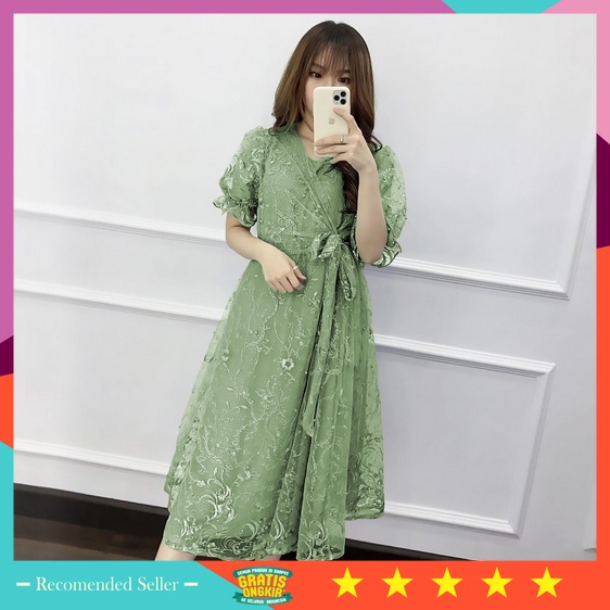 Baju Lebaran Natal Dress Murah Wanita Korean Style Keren - MIDI DRESS NATAL LIVINA READY 3UKURAN M L