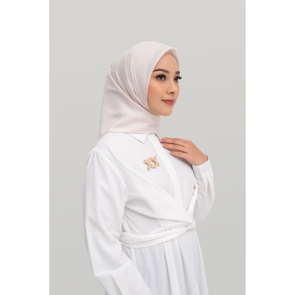 Klamby - Daily Scarf Lagosi (Minor)