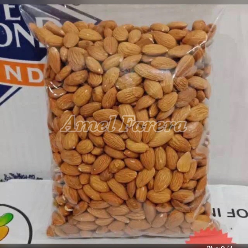 

y-Kacang Almond Mentah Kupas Utuh Raw Whole Almond 500gr