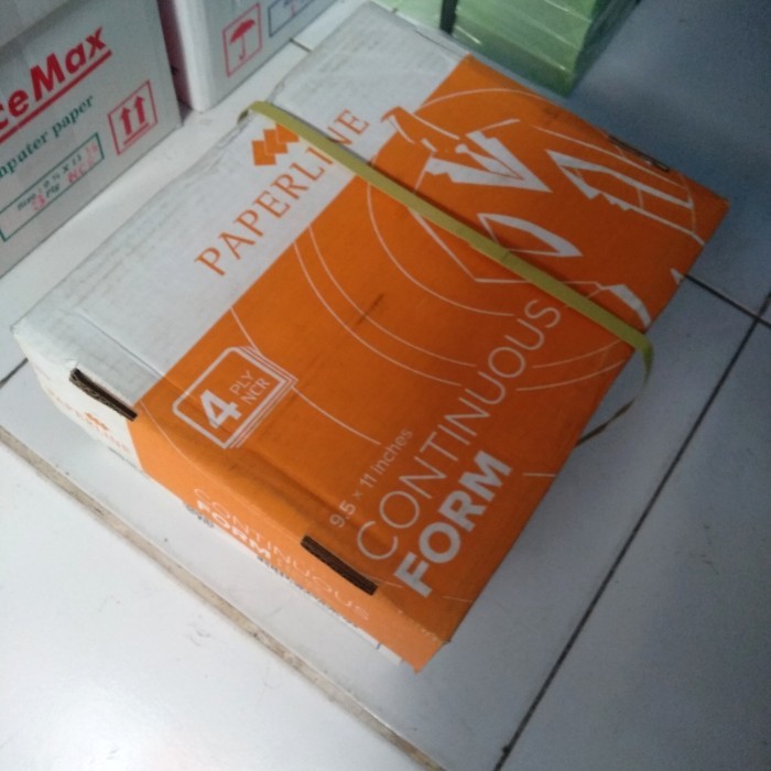 

Continuos form 4 play 9 1/2 x 11 paperline / kertas komputer 4 play