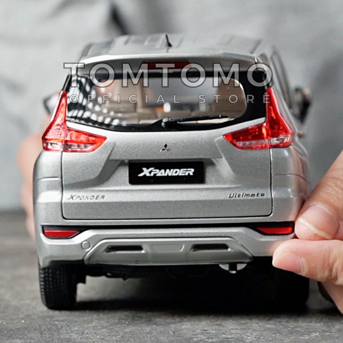 Ready Tomtomo Mitsubishi Xpander Ultimate XL Model Diecast Miniatur Mobil
