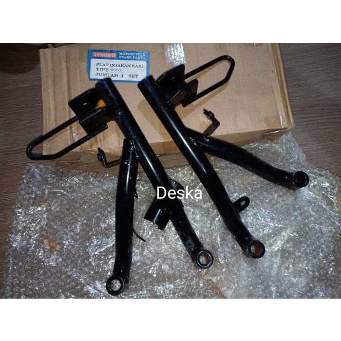 Pangkon Dudukan Footstep Vario 110 KARBU Itsuno