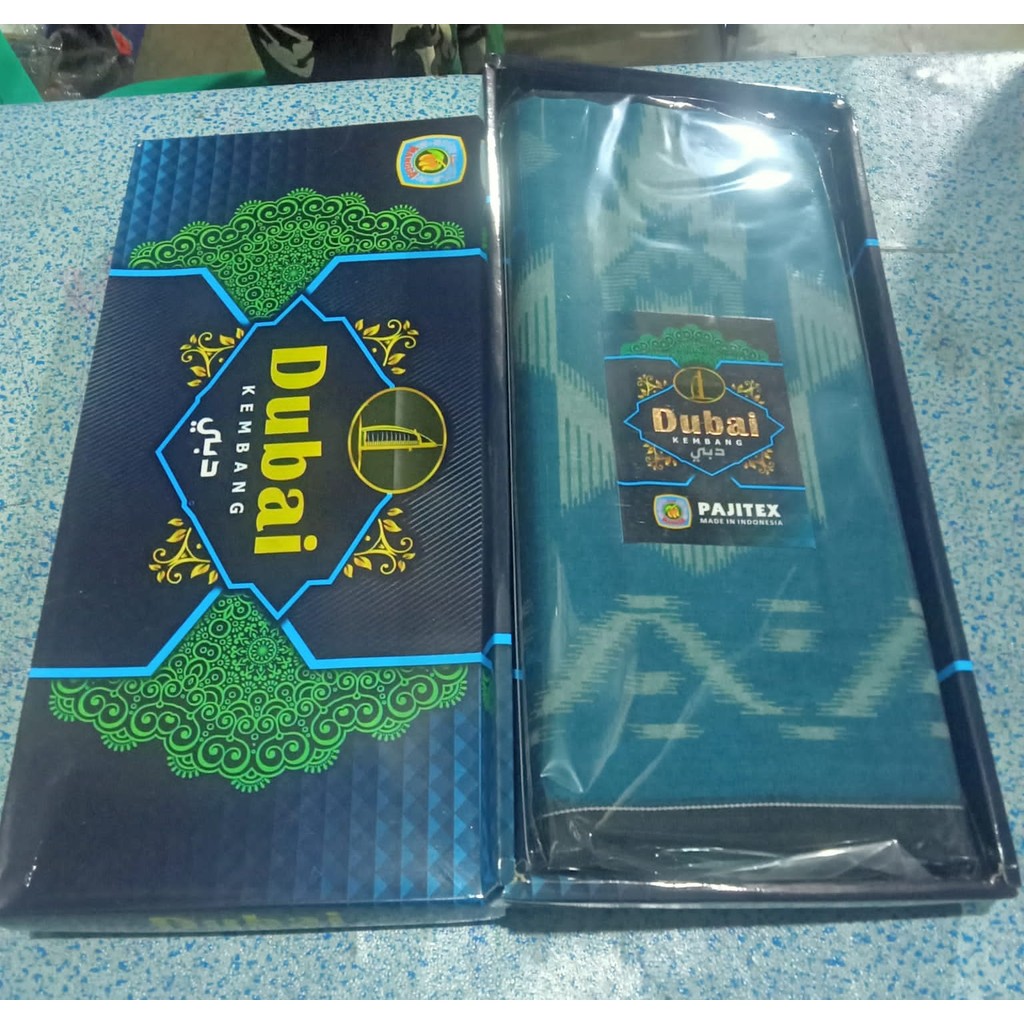 Sarung Dubai kembang