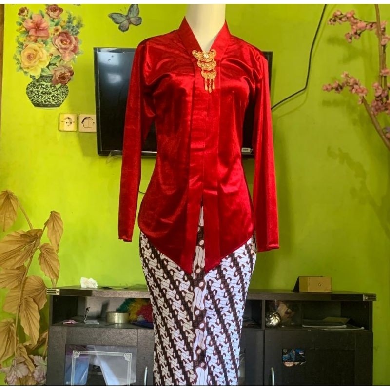 Kebaya kebaya beludru kartini/encim dewasa
