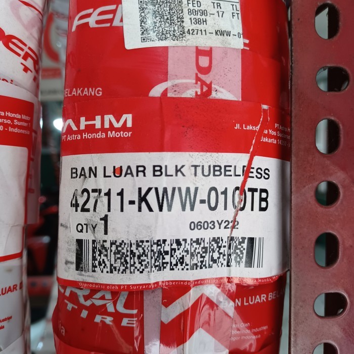 42711KWW010TB BAN LUAR BELAKANG TUBELESS 80/90-17 REVO 110 SUPRA X FI bermutu