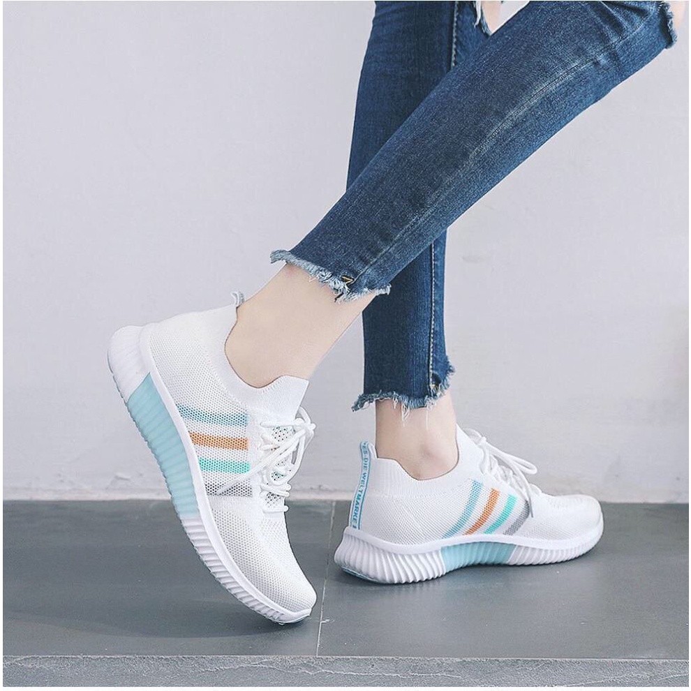 JP030 Sepatu Sneakers Fashion Wanita