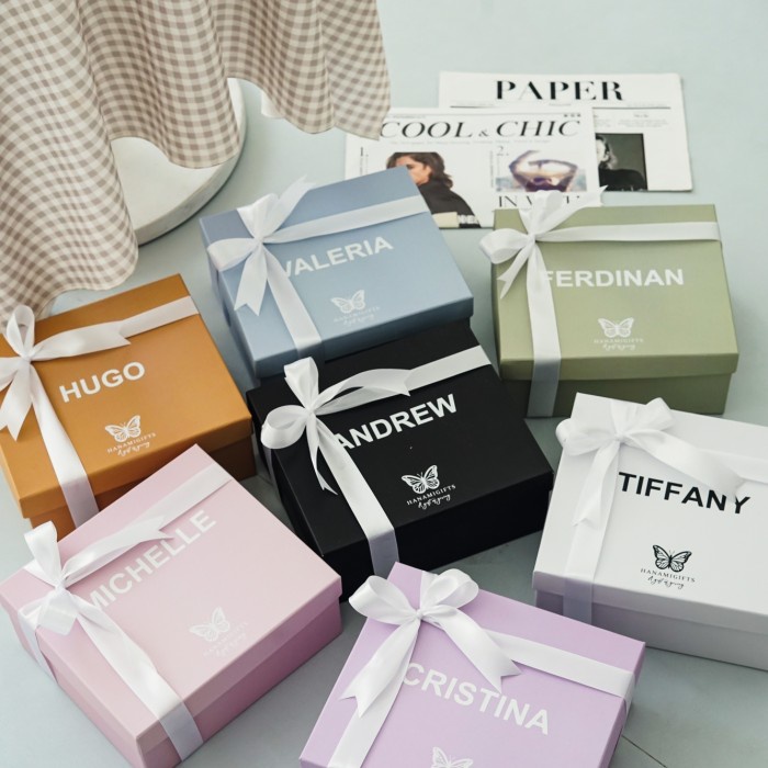 

Built a Box - Hardbox Custom/Hardbox Hampers/Custom gift/Giftbox - Putih