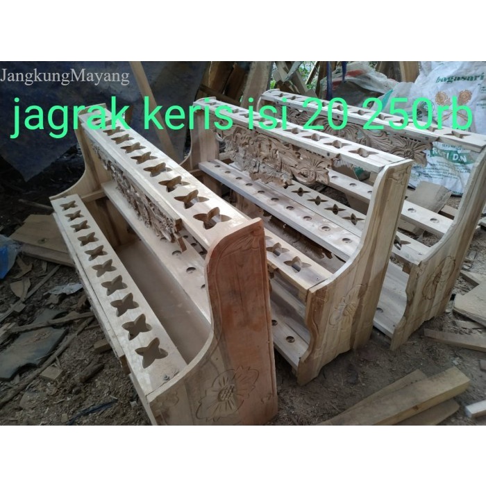 

jagrak keris isi 20 ukir mentah murah harga 250 rb saja antik