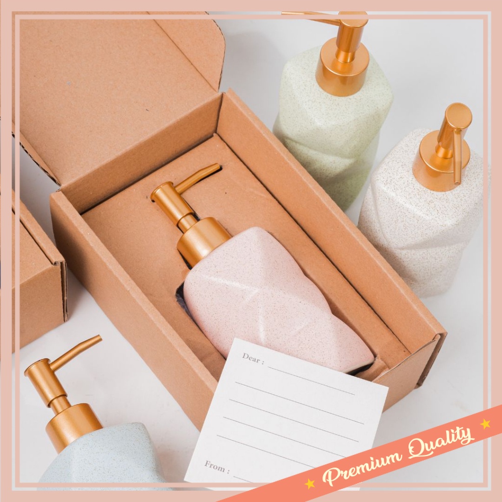 

Hampers Natal Unik Lucu Murah Kado Merry Christmas Tahun Baru / Blaksmiths - Paket Hampers NATAL / Kado Pacar / Kado NATAL/ Hampers Christmas