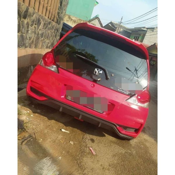 aksesoris mobil bodykit brio belakang ONGKIRNYA MURAH LHO yoww ra BODIKIT BODY KIT GRADE-A body kit