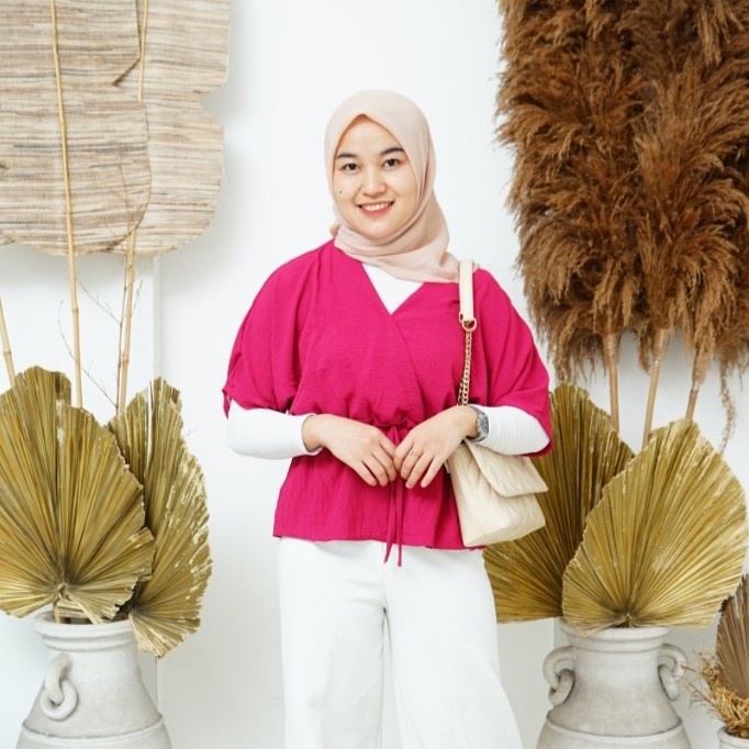 Baju Atasan Wanita Crop Serut / Blouse Polos Korea Hitam Putih Terbaru - Fushia, Allsize Fit L