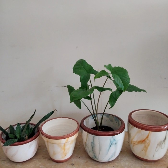 POT MARMER POT TANAMAN HIAS TANAH LIAT MOTIF MARMER HIJAU DAM COKLAT