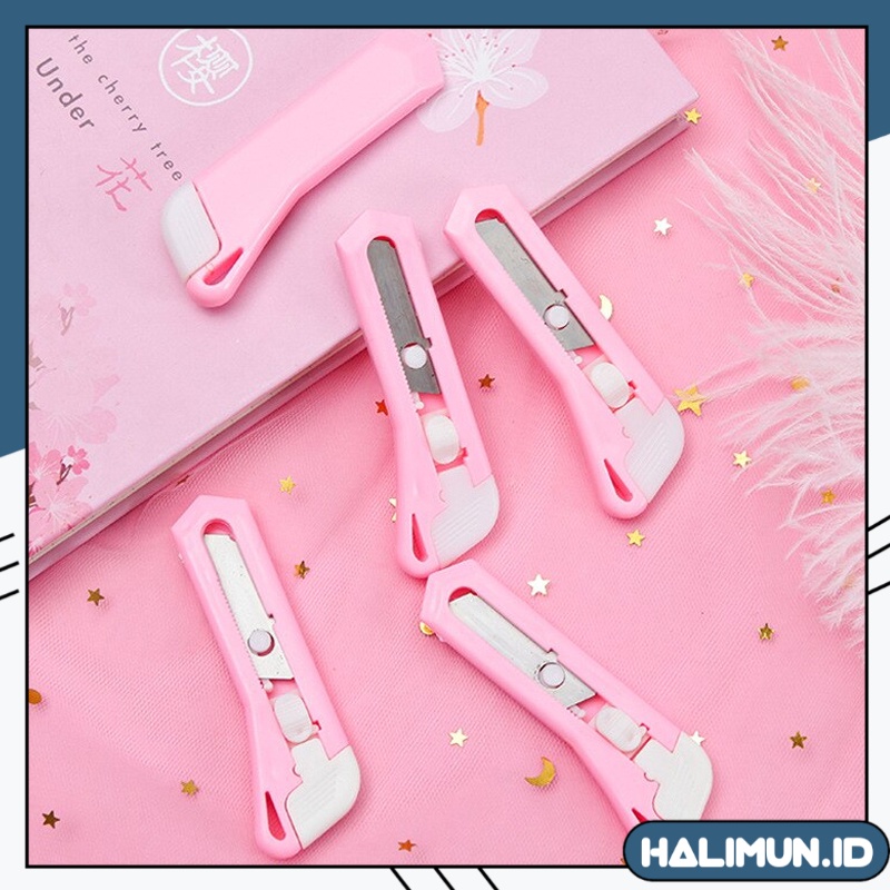 

HL042 Cutter Mini Pisau Pemotong Mini Lucu Cutter Kertas Ukuran Mini Cutter Bentuk Karakter Warna Pinkl untuk Unboxing