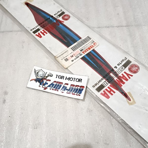 striping sticker stiker polet cover kaper body tameng dasi sayap depan kanan atas ori original yamah