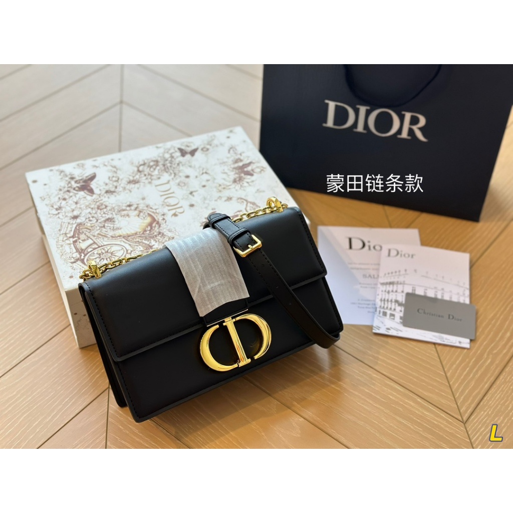 （Original） 2024 New Dior Classic Montaigne Chain Small Square Bag Fashionable Women's Flap Sling Cro