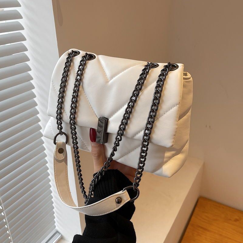 Chain bag, women's bag, retro crossbody bag, textured shoulder bag