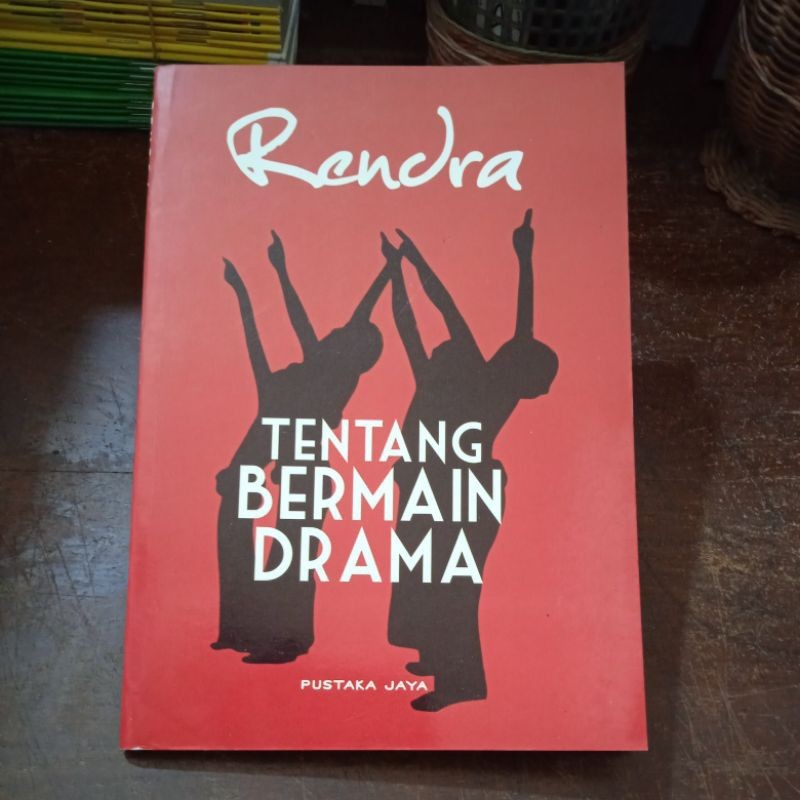 Buku Tentang Bermain Drama