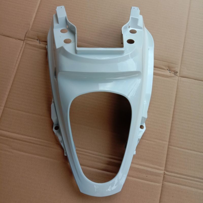 Body kap belakang dudukan lampu belakang Scoopy karbu Putih
