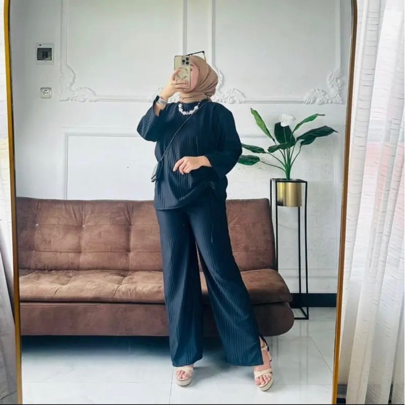 LAISYA ONE SET / BAJU SETELAN REMAJA WANITA POLOS KEKINIAN