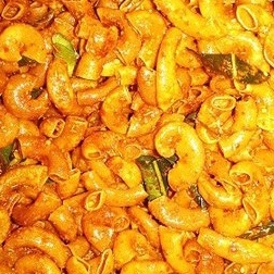 

Makaroni Bantet Pedas Daun Jeruk 500 gr / Makroni Bantat Pedas Daun jeruk / Makaroni pipa Daun Jeruk