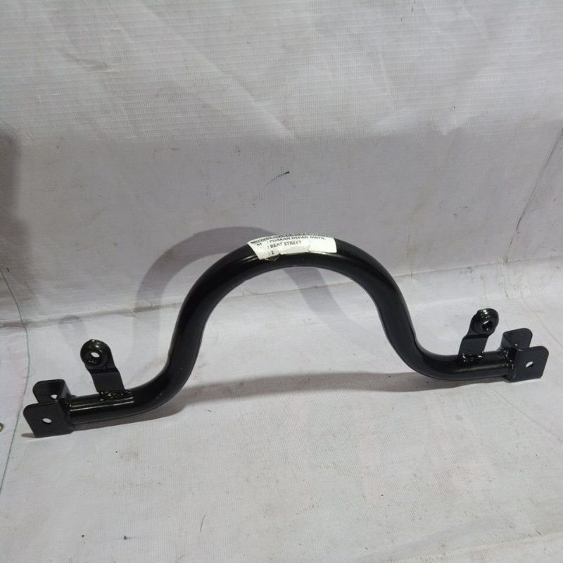 PIJAKAN KAKI BASTEP DEPAN HONDA BEAT STREET DianMotor