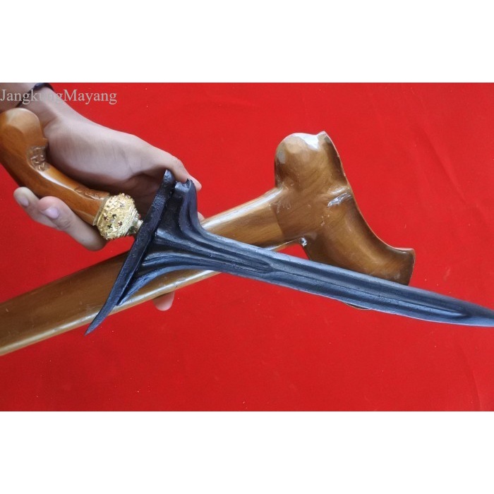 

keris Nonong segaluh istimewa wilah tebel gilig lengkap nyandang WKP murah