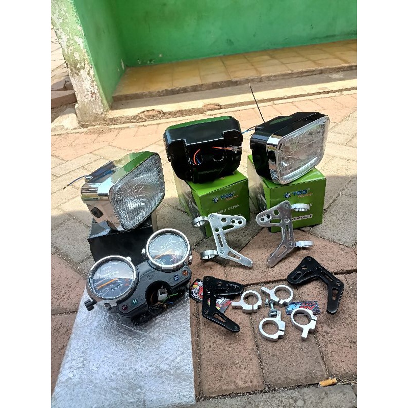 REPEKTOR DEPAN YAMAHA RK KING/rk king/lampu depan Yamaha RX king/kupingan lampu RK king Rossi varias