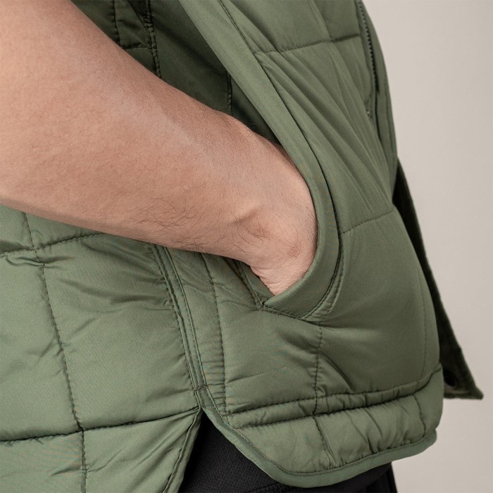 ✨BISA COD✨ -ROMPI PRIA BANANA REPUBLIC PADDED ARMY  - XS Rompi Fashion Rompi Premium Rompi Keren Kek