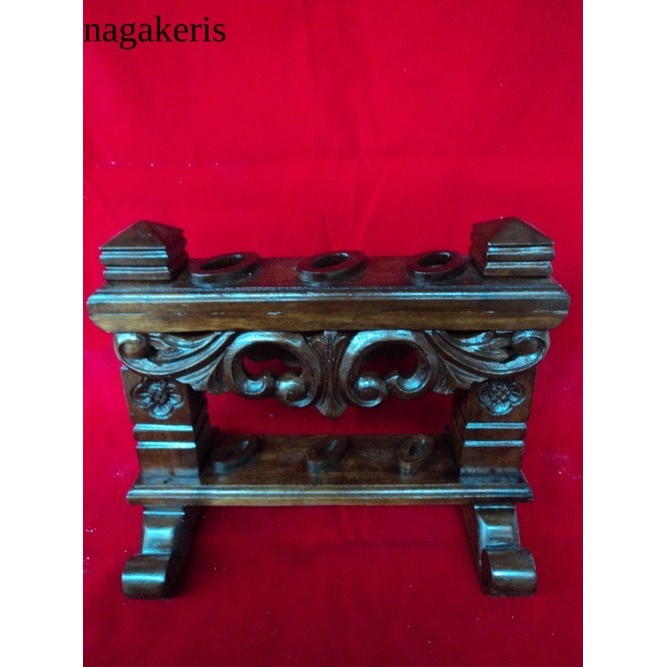 

Jagrak Keris Patrem Isi 3 Ukiran Minimalis termurah