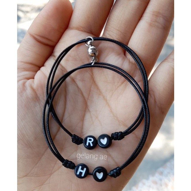 GELANG COUPLE MAGNET INISIAL & LOVE ( HURUF A-Z BULAT PIPIH ) DAPAT 2 GELANG