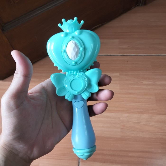Mainan Anak Cewek Tongkat Sailor Moon