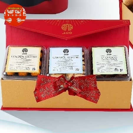 

Parcel Natal Christmas Kue Kering JCO Charm / Hampers Natal Charm