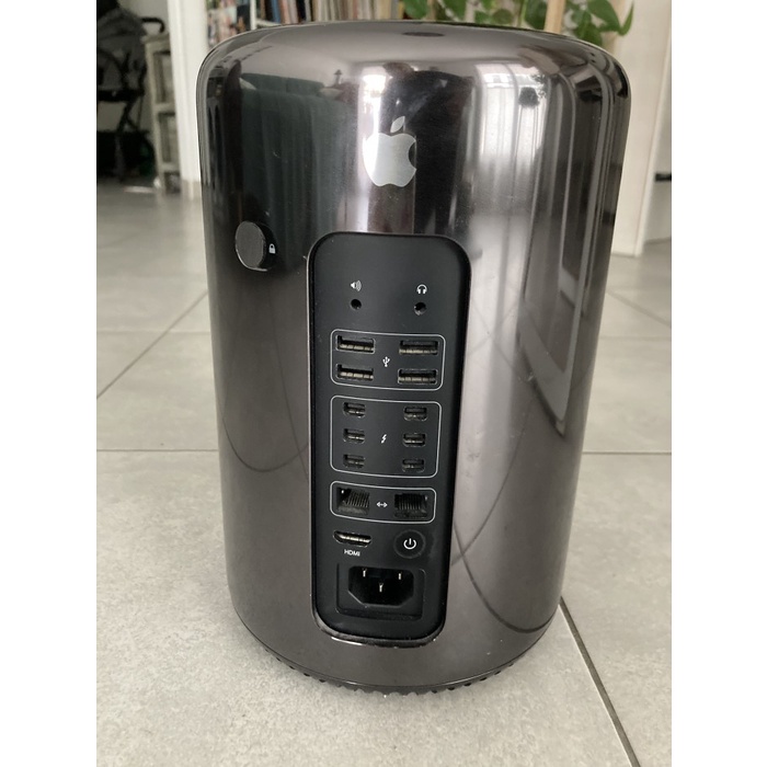 MAC PRO QUAD CORE LATE 2013 XEON E5-1650v2 64GB / 1TB  KSP SNC