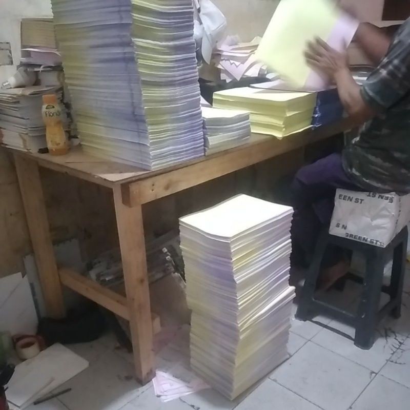 NOTA POLOS /KOSONG 1 PLAY BAHAN KERTAS BURAM/KORAN  ISI 50 LEMBAR