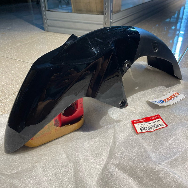 SPAKBOR SLEBOR DEPAN BLADE KARBU 110 HITAM 61100 KWB 920FMB ORIGINAL AHM