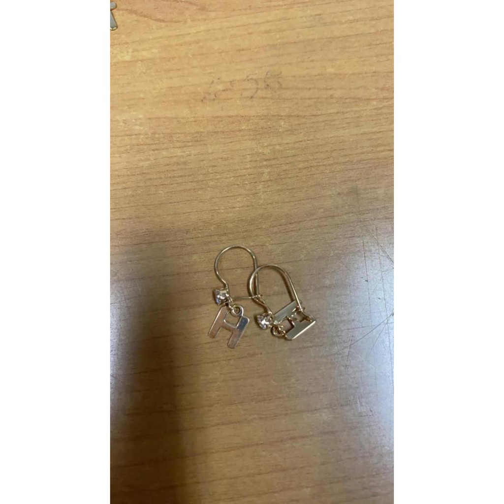 E. L. K. J. N. O. D. G. T. M. F Giwang Anting huruf anak dan dewasa emas asli kadar 700 70% 16k 22 s