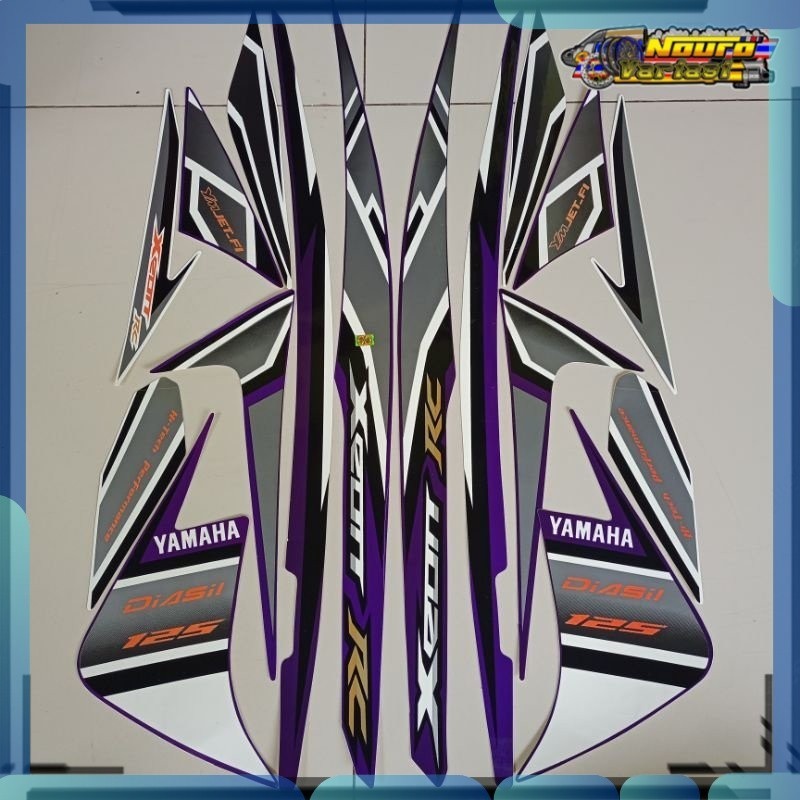 Stiker 0striping Yamaha Xeon rc 2013  ungu   standar  bagus