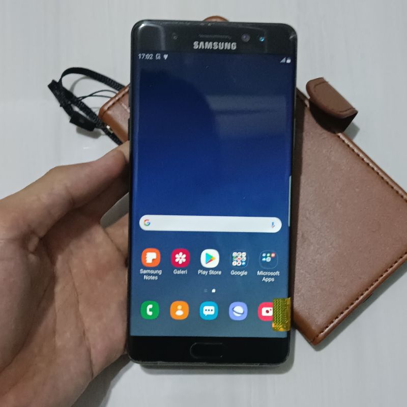 Samsung Galaxy Note FE 4/64Gb ex Resmi murah