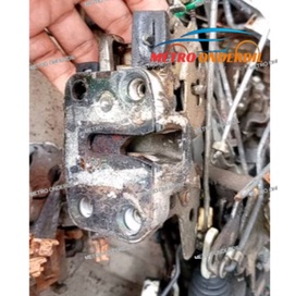 doorlock kanan belakang timor