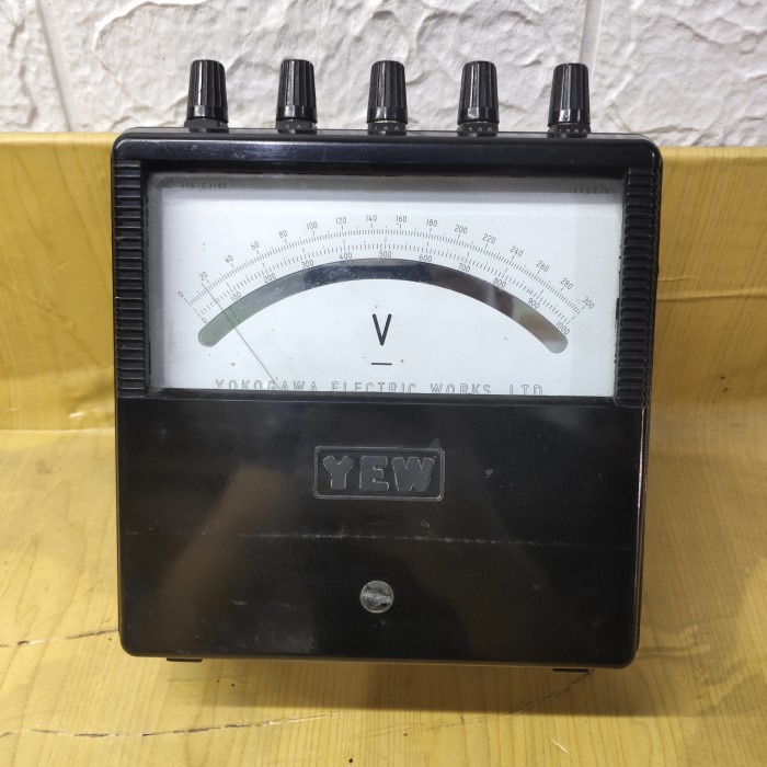DC Voltmeter 2011-40 Yokogawa 30 100 300 1000V
