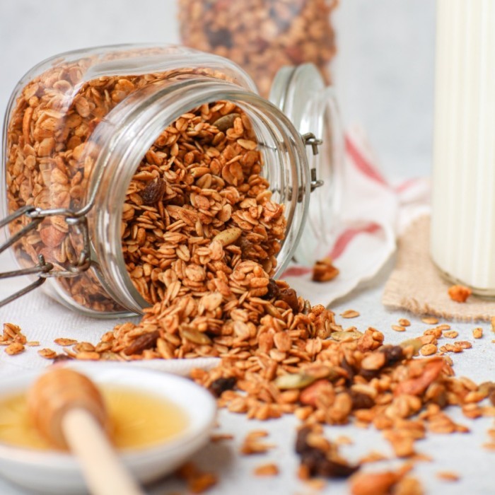 

Honey Cinnamon Granola 100gr / 500gr - NO ADDED SUGAR - 3 x 100 gram
